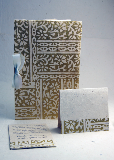 Program favor and place card set in Golden Woodcut