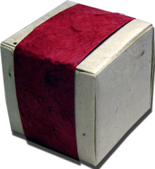 Lotka Seeded Favor Box - Cranberry