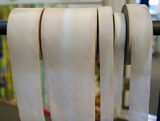 silk ribbon 512